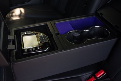 Lot 2011 Jaguar XJ Supersport V8