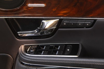 Lot 2011 Jaguar XJ Supersport V8