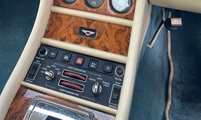 Lot 110 - 1990 Bentley Turbo R