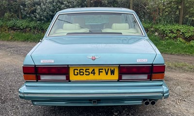 Lot 110 - 1990 Bentley Turbo R