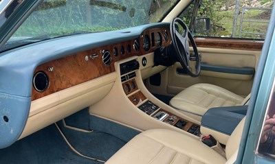 Lot 110 - 1990 Bentley Turbo R