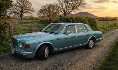 Lot 110 - 1990 Bentley Turbo R