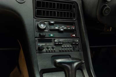 Lot 171 - 1989 Porsche 928 S4