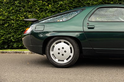 Lot 171 - 1989 Porsche 928 S4