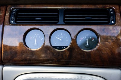 Lot 275 - 2001 Jaguar XK8 Convertible 'The Shaguar' (Reproduction)