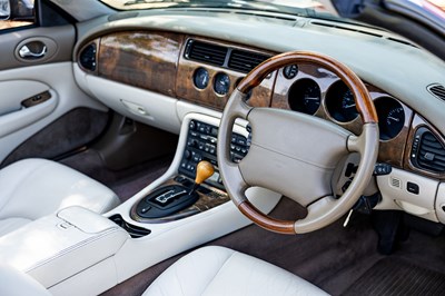 Lot 275 - 2001 Jaguar XK8 Convertible 'The Shaguar' (Reproduction)