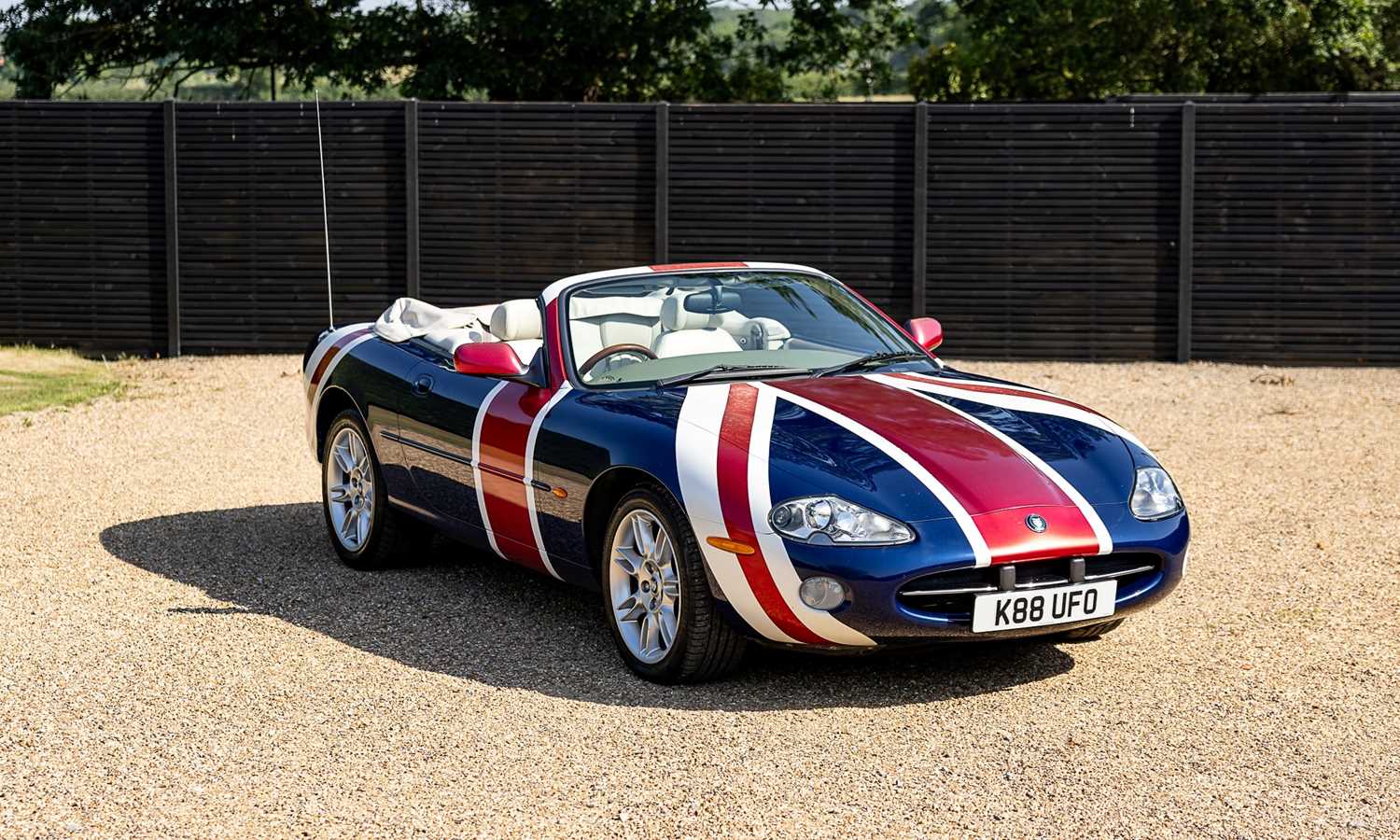 Lot 275 - 2001 Jaguar XK8 Convertible 'The Shaguar' (Reproduction)