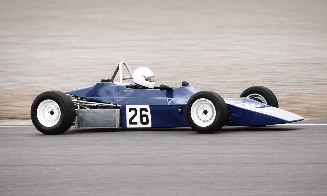 Lot 1 - 1976 Van Diemen RF 76 Project