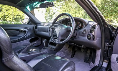 Lot 240 - 1999 Porsche 911/996 Carrera 4