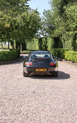 Lot 240 - 1999 Porsche 911/996 Carrera 4