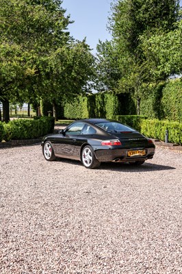 Lot 240 - 1999 Porsche 911/996 Carrera 4
