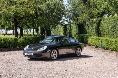 Lot 240 - 1999 Porsche 911/996 Carrera 4