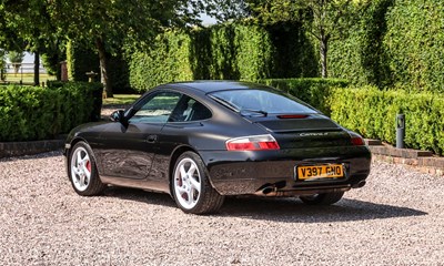 Lot 240 - 1999 Porsche 911/996 Carrera 4