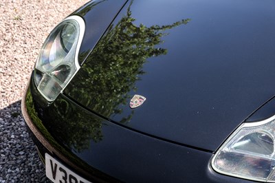 Lot 240 - 1999 Porsche 911/996 Carrera 4