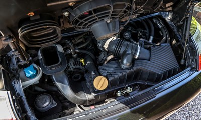 Lot 240 - 1999 Porsche 911/996 Carrera 4