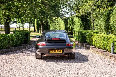 Lot 240 - 1999 Porsche 911/996 Carrera 4