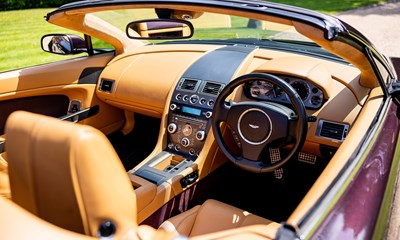 Lot 2008 Aston Martin Vantage