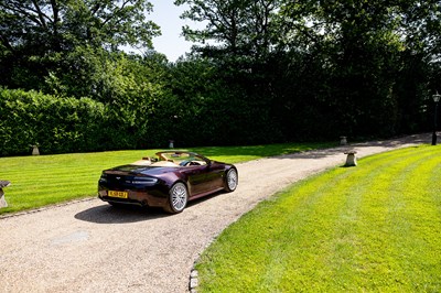 Lot 2008 Aston Martin Vantage