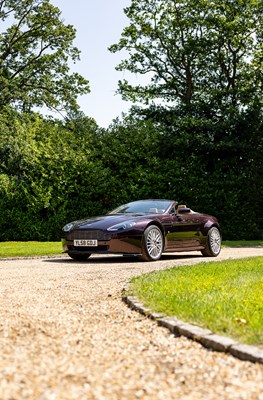Lot 2008 Aston Martin Vantage