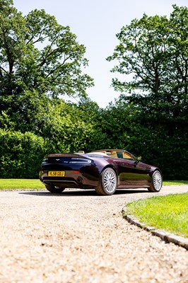 Lot 2008 Aston Martin Vantage