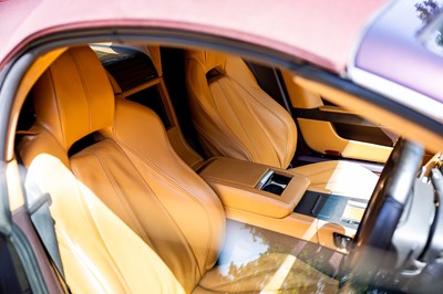 Lot 2008 Aston Martin Vantage