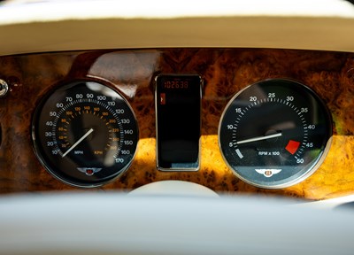 Lot 1997 Bentley Azure