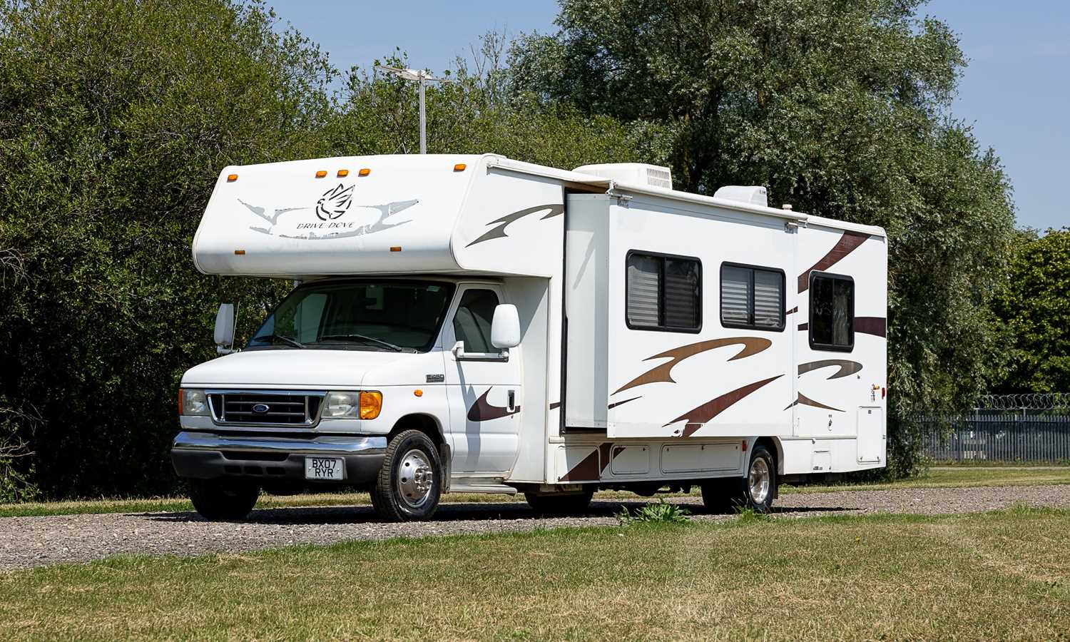 Lot 2007 Ford Motorhome