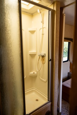 Lot 2007 Ford Motorhome