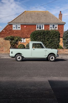 Lot 1962 Morris Mini Pick-up