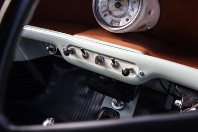 Lot 1962 Morris Mini Pick-up