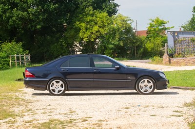 Lot 2002 Mercedes-Benz S55 AMG Limousine