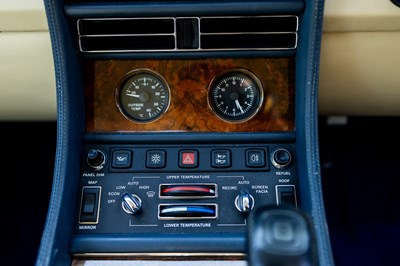 Lot 1993 Bentley Continental R