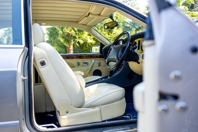 Lot 1993 Bentley Continental R