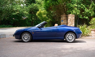 Lot 2001 Alfa Romeo Spider 2.0 T Spark Lusso