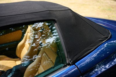 Lot 2001 Alfa Romeo Spider 2.0 T Spark Lusso
