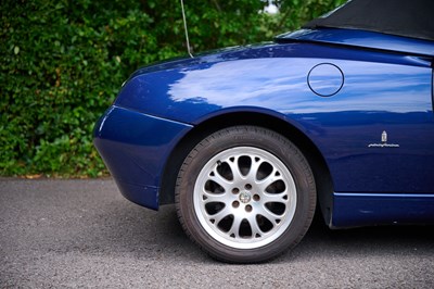 Lot 2001 Alfa Romeo Spider 2.0 T Spark Lusso