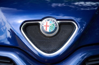 Lot 2001 Alfa Romeo Spider 2.0 T Spark Lusso