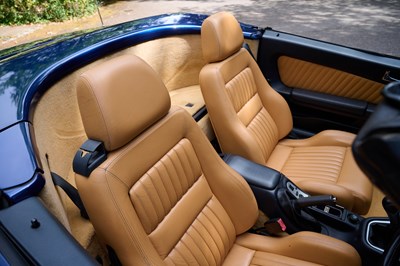 Lot 2001 Alfa Romeo Spider 2.0 T Spark Lusso