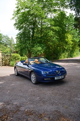 Lot 2001 Alfa Romeo Spider 2.0 T Spark Lusso