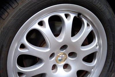 Lot 2001 Alfa Romeo Spider 2.0 T Spark Lusso