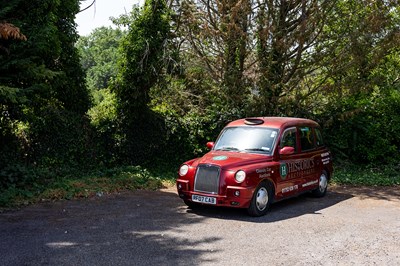 Lot 192 - 2007 London Taxi TX4 Gold Auto