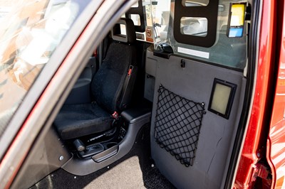 Lot 192 - 2007 London Taxi TX4 Gold Auto