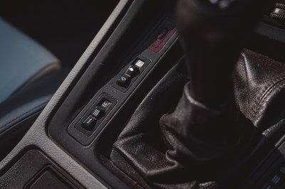 Lot 1994 BMW 850CSi