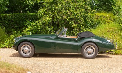 Lot 1954 Jaguar XK120 Drophead Coupé