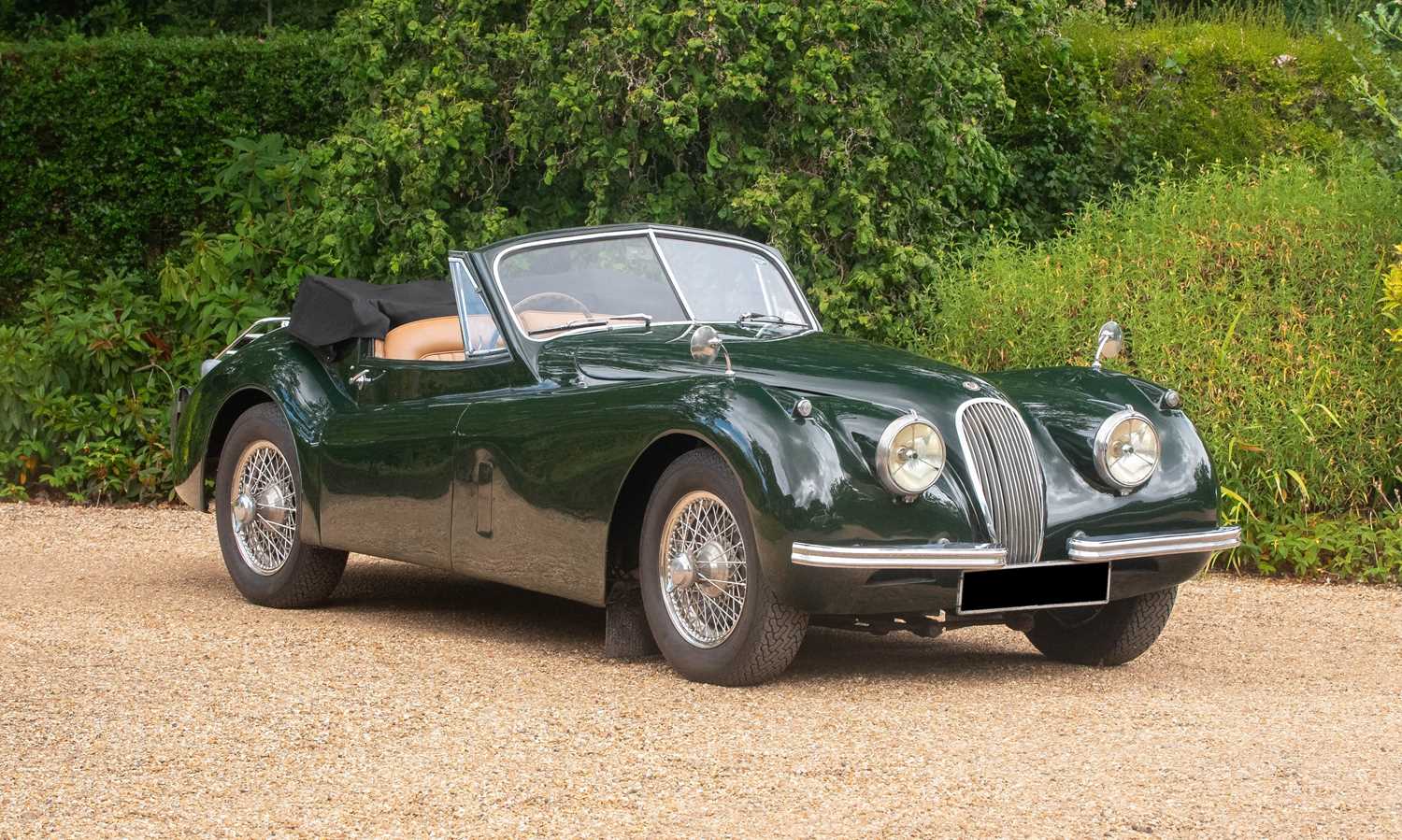 Lot 1954 Jaguar XK120 Drophead Coupé