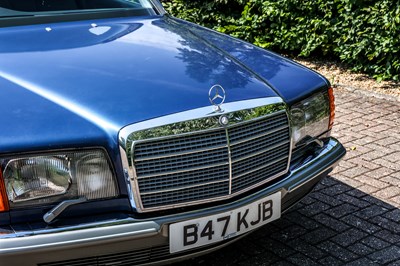 Lot 1985 Mercedes-Benz 500 SE (W126)