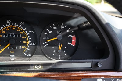 Lot 1985 Mercedes-Benz 500 SE (W126)