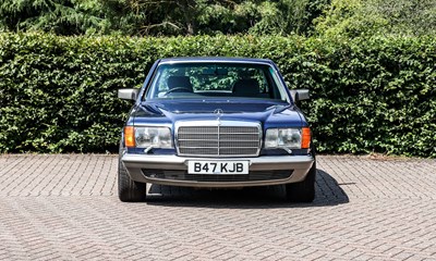 Lot 1985 Mercedes-Benz 500 SE (W126)