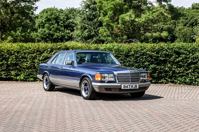 Lot 1985 Mercedes-Benz 500 SE (W126)