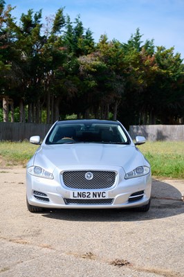 Lot 2012 Jaguar XJ Portfolio V8 Auto